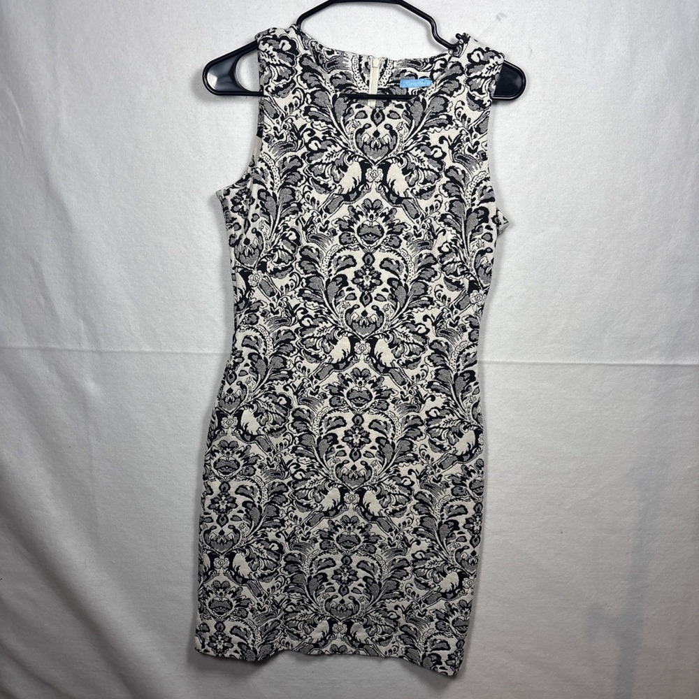 J.McLaughlin Sheath Dress Womens XS Black White Damask Jacquard Knit